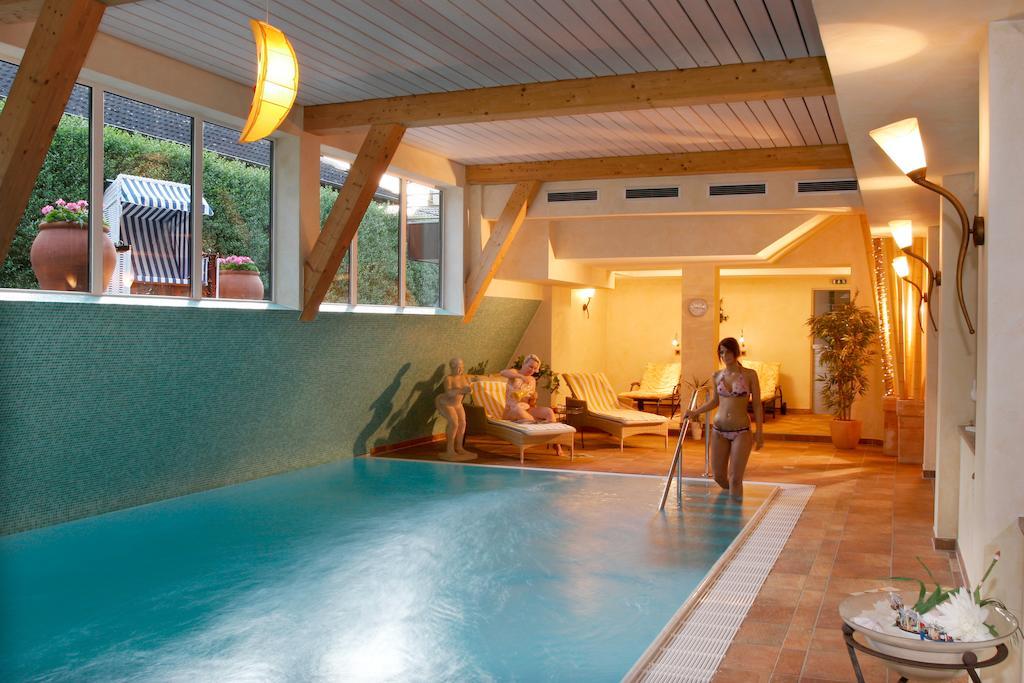 Wellness Hotel Harms Бад-Нендорф Экстерьер фото